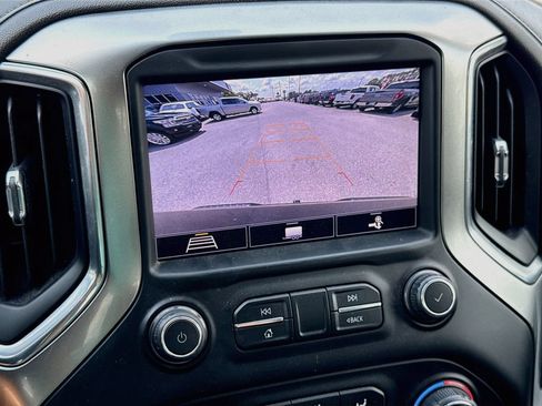Used 2020 Chevrolet Silverado 1500 LT Trail Boss AWD/4WD image 15