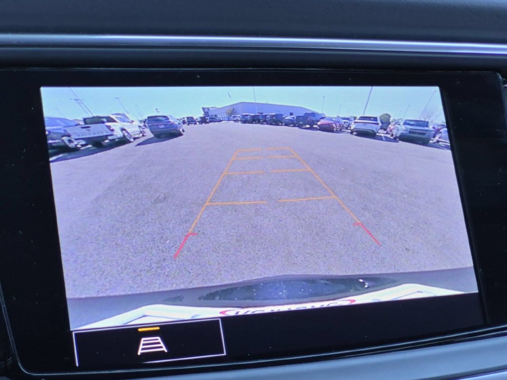 Used 2024 Buick Enclave Essence w/ Experience Buick Package AWD/4WD image 16