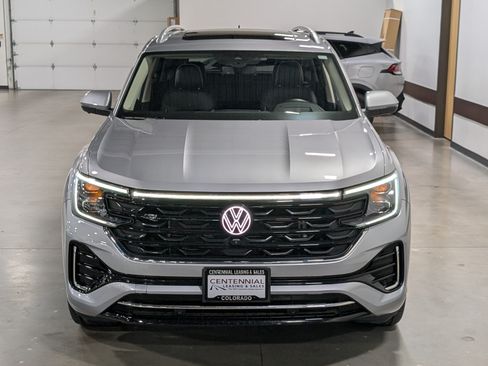 Used 2024 Volkswagen Atlas SEL Premium R-Line AWD/4WD image 8