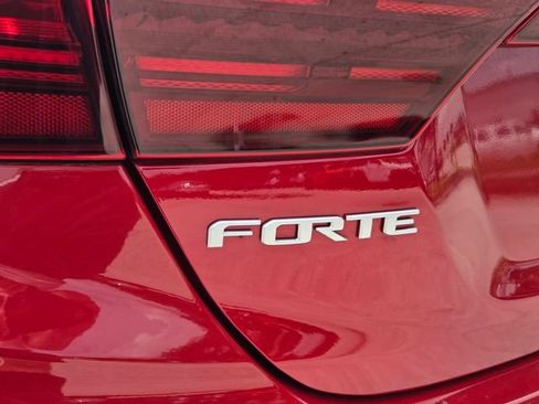 Used 2024 Kia Forte GT-Line FWD image 10