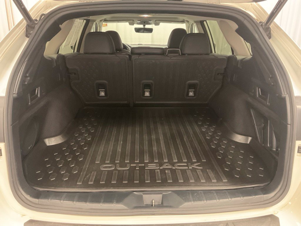 Used 2021 Subaru Outback Limited AWD/4WD image 9