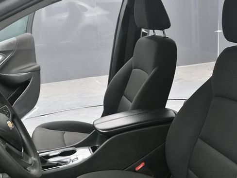 Used 2022 Chevrolet Malibu LT FWD image 24