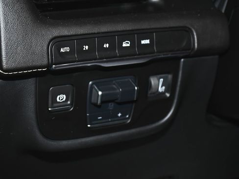 Used 2024 Cadillac Escalade ESV Premium Luxury w/ LPO, Floor Liner Package AWD/4WD image 18