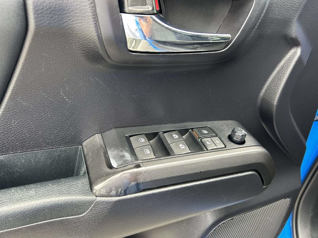 Used 2020 Toyota Tacoma TRD Sport w/ Technology Package AWD/4WD image 20
