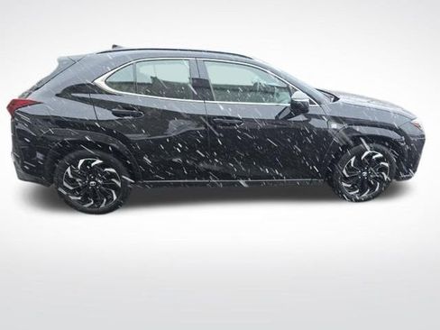 Used 2025 Lexus UX 300h AWD w/ Accessory Package (Z2) image 8