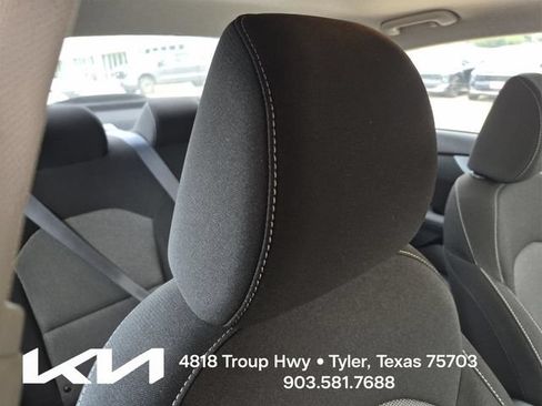 Certified 2023 Kia Forte LXS w/ LXS Technology Package FWD image 11