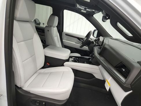 New 2026 Chevrolet Tahoe Premier w/ Sun And Tow Package AWD/4WD image 43