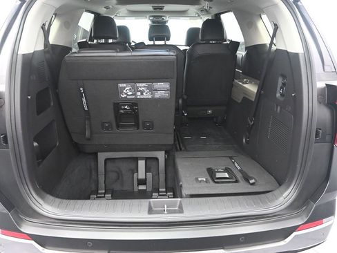 Certified 2025 Kia Carnival SX image 35
