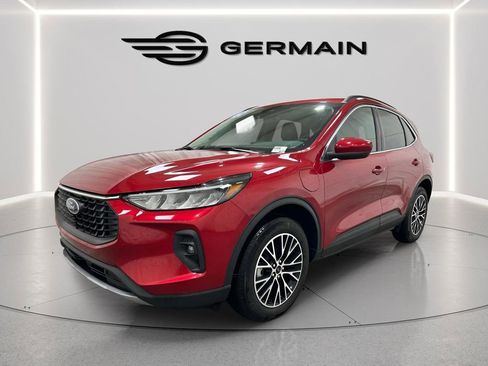 Used 2025 Ford Escape SE image 4