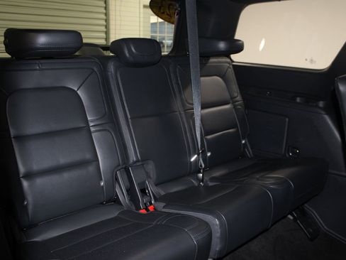 Used 2023 Lincoln Navigator Reserve image 36