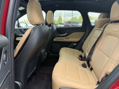 Certified 2021 Lincoln Corsair Reserve w/ Equipment Group 201A AWD/4WD image 17