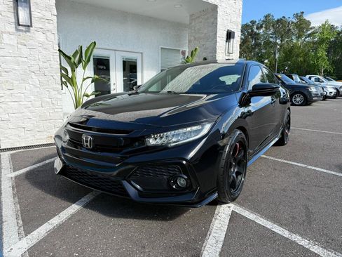 Used 2018 Honda Civic Sport Touring image 9
