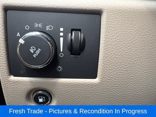 Used 2015 Jeep Grand Cherokee Limited w/ Trailer Tow Group IV AWD/4WD image 15