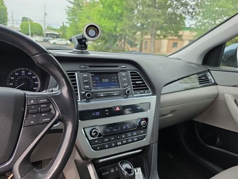 Used 2016 Hyundai Sonata Limited FWD image 22