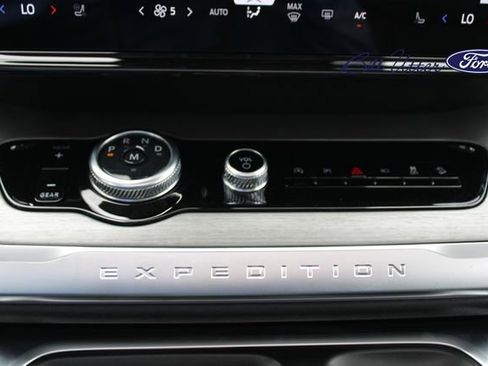 New 2026 Ford Expedition Max Platinum AWD/4WD image 15