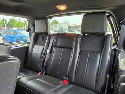 Used 2013 Ford Expedition Limited AWD/4WD image 10