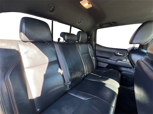 Certified 2022 Toyota Tacoma TRD Pro image 26
