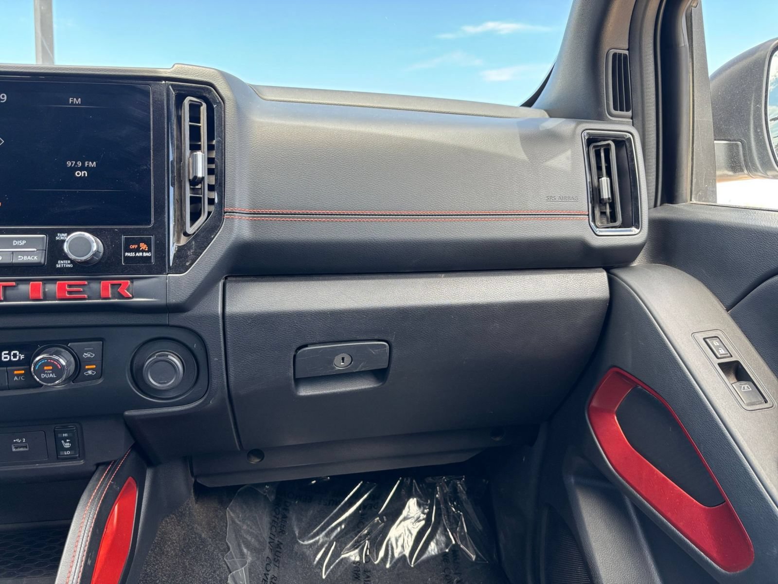 Used 2026 Nissan Frontier PRO-4X AWD/4WD image 34