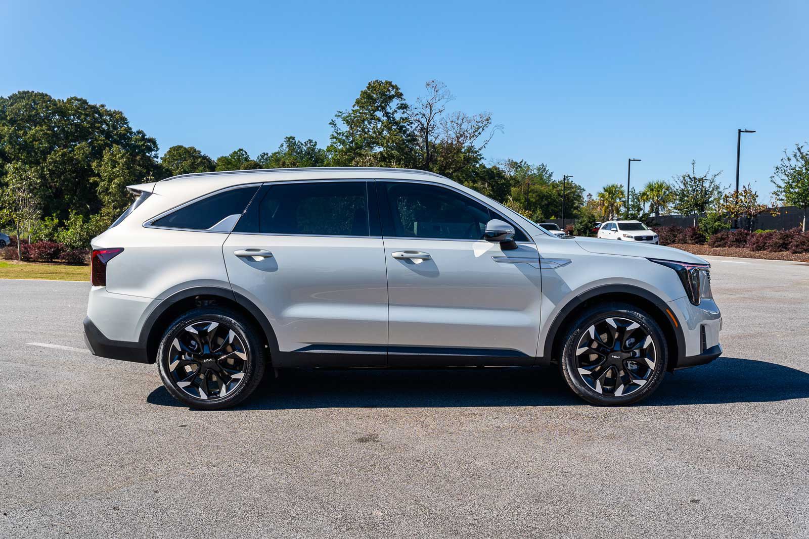 Used 2026 Kia Sorento EX w/ EX Premium Package FWD image 8