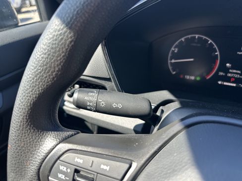 Used 2025 Honda CR-V LX image 20