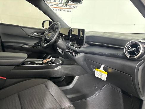 Used 2026 Chevrolet Equinox LT AWD/4WD image 26