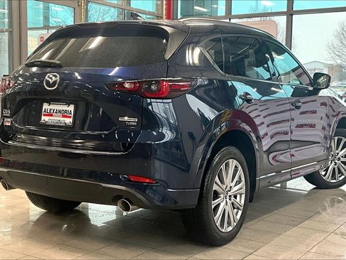 Used 2023 MAZDA CX-5 Signature image 12