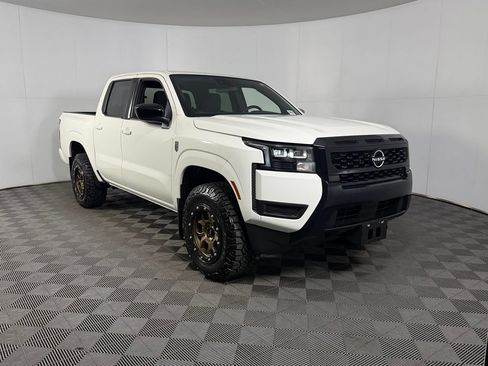 Used 2026 Nissan Frontier SV w/ SV Convenience Package RWD image 5