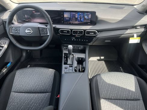 New 2026 Nissan Sentra SV w/ SV Convenience Package FWD image 2