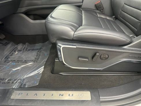 New 2026 Ford F250 Platinum image 53