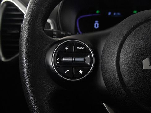 Used 2023 Kia Soul LX w/ Option Group 015 image 28