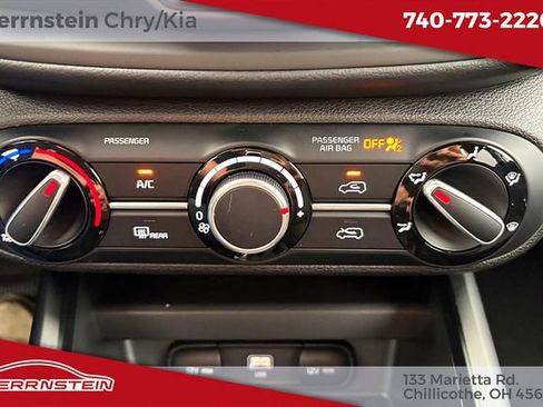 Used 2024 Kia Soul LX w/ Option Group 015 FWD image 21