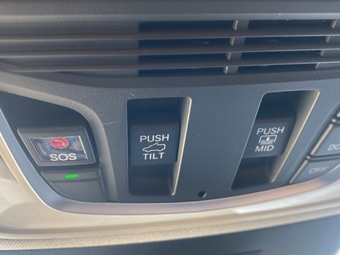 Certified 2026 Acura MDX SH-AWD image 18