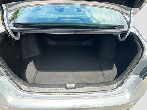 Certified 2023 Honda Accord EX image 25