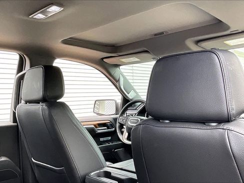 Used 2023 GMC Sierra 1500 Denali w/ Denali Reserve Package image 19