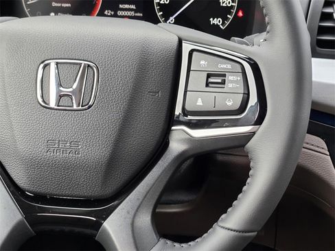 New 2026 Honda Odyssey Touring image 16