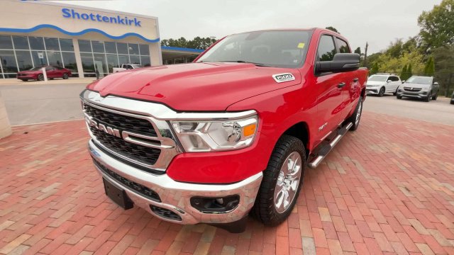 Used 2024 RAM 1500 Big Horn AWD/4WD image 5