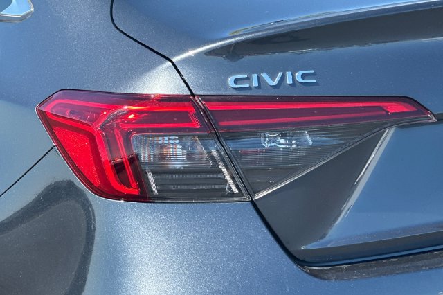 Certified 2024 Honda Civic EX image 32