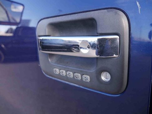 Used 2011 Ford F150 XLT w/ XLT Chrome Pkg image 11