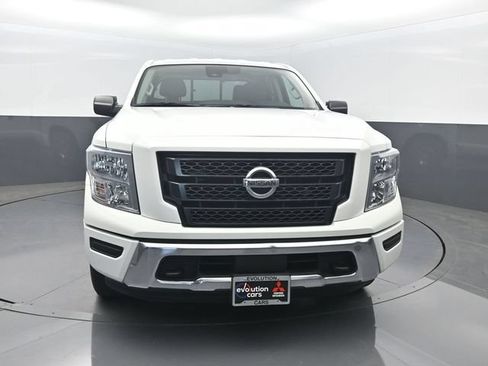 Used 2022 Nissan Titan SV AWD/4WD image 39