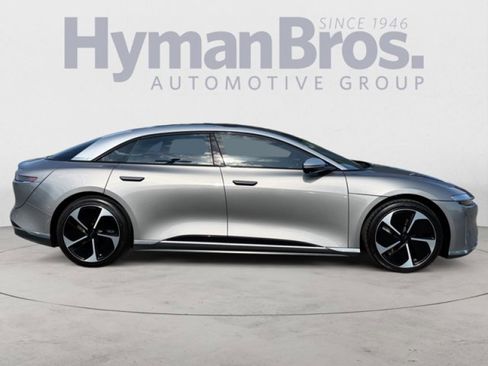 Used 2023 Lucid Air Grand Touring image 2