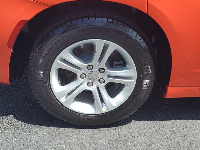 Used 2023 Dodge Charger SXT RWD image 7