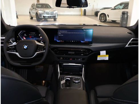 Used 2026 BMW 330i Sedan w/ Convenience Package RWD image 18