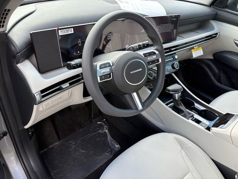 New 2026 Hyundai Tucson SEL image 9