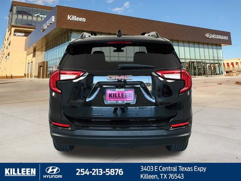 Used 2023 GMC Terrain SLE w/ Elevation Edition FWD image 7