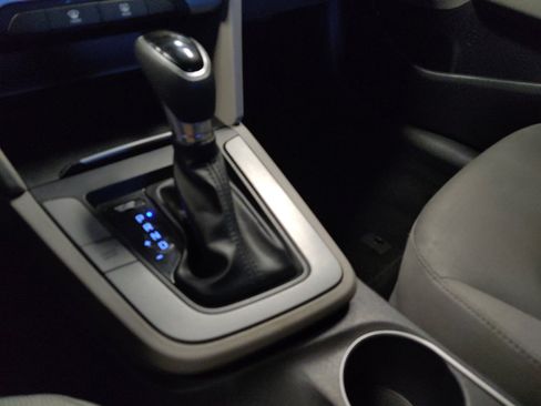 Used 2018 Hyundai Elantra SEL FWD image 26
