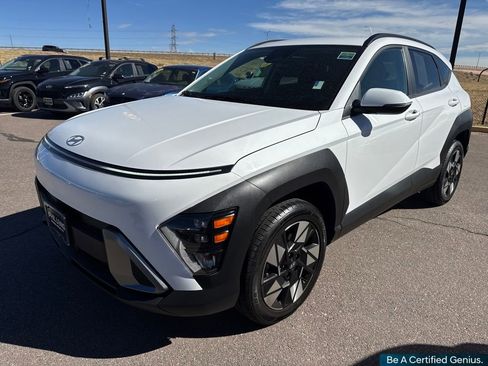 Used 2024 Hyundai Kona SEL image 3