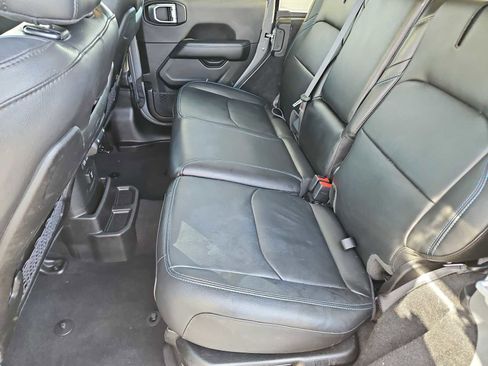 Used 2023 Jeep Wrangler Unlimited Rubicon 4xe w/ Cold Weather Group image 18