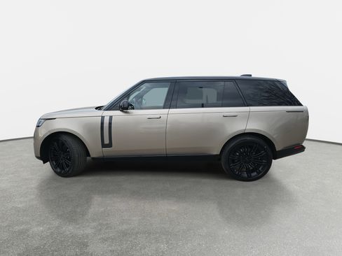 New 2026 Land Rover Range Rover Long Wheelbase SE image 8