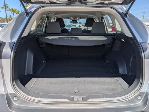 Used 2024 Toyota RAV4 XLE image 9