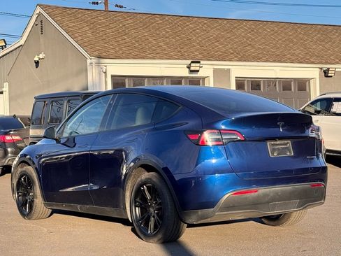 Used 2023 Tesla Model Y Long Range image 6